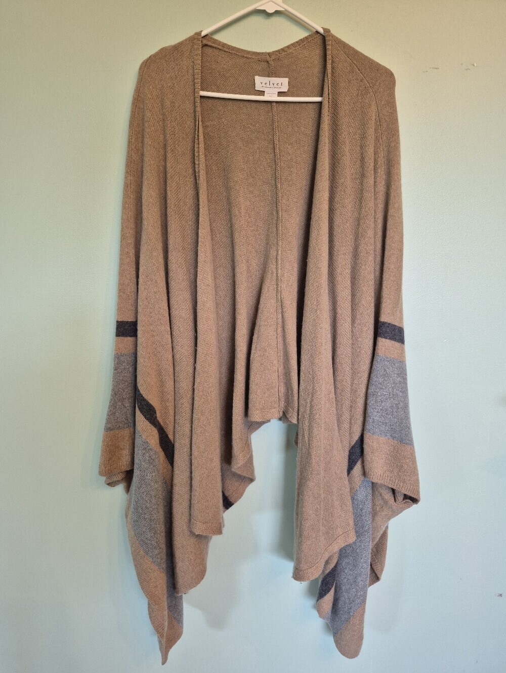 Velvet Graham & Spencer Anthropologie Taupe Open Front Poncho Cardigan Size M/L - Picture 2 of 7
